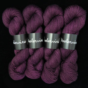 Black Orchid, SMITTEN DK