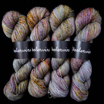 Hinterland, SMITTEN DK