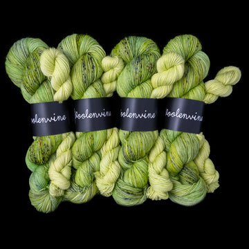 Luna Moth + Phantom Hydrangea Mini , Sock Kit, FOOTSIE