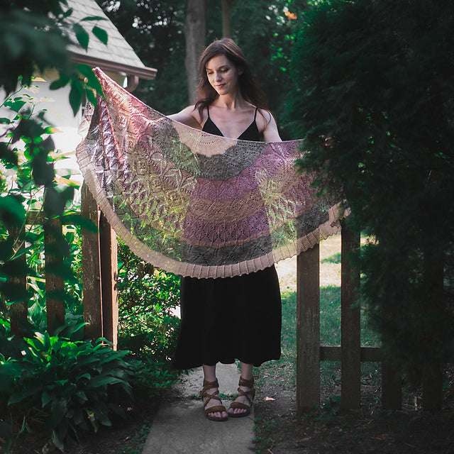 Miss May Shawl Kit, WOLKE