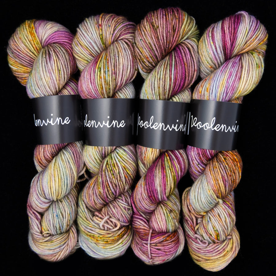 Paisley, SMITTEN DK