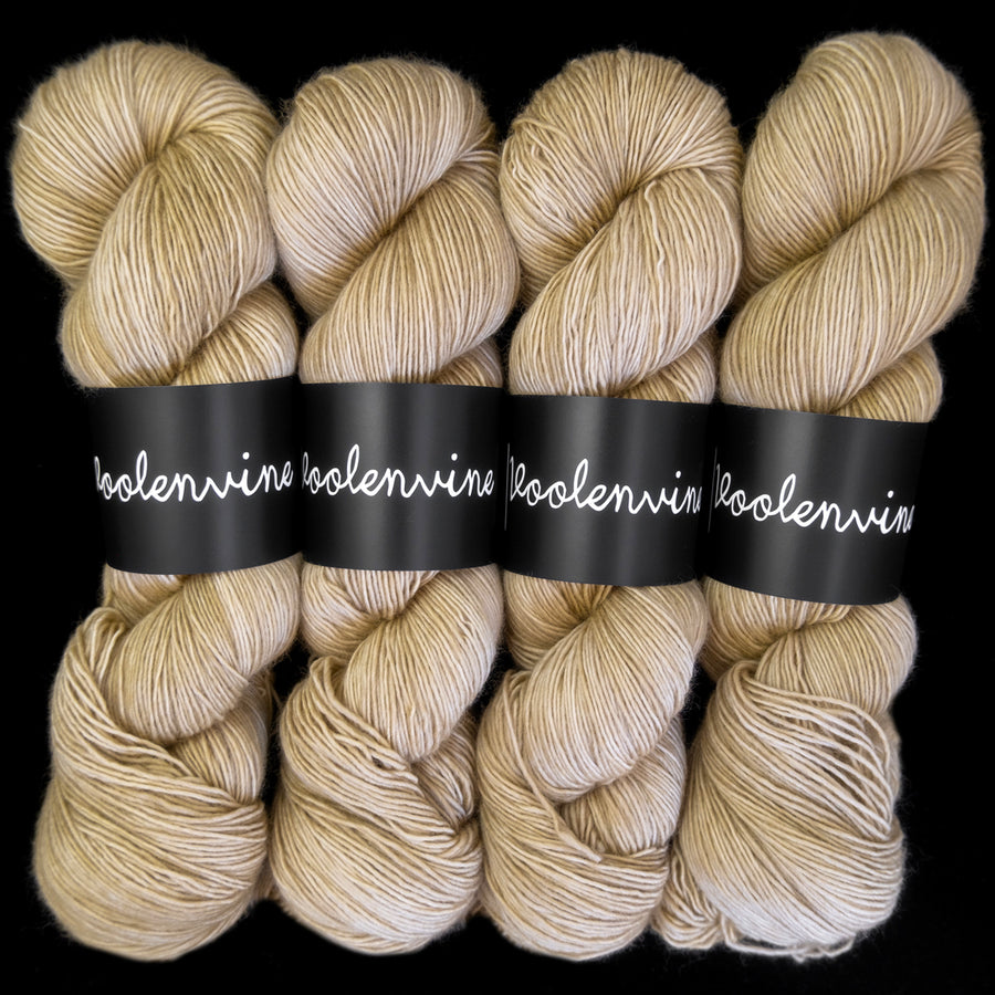 Sad Beige, NOUVEAU
