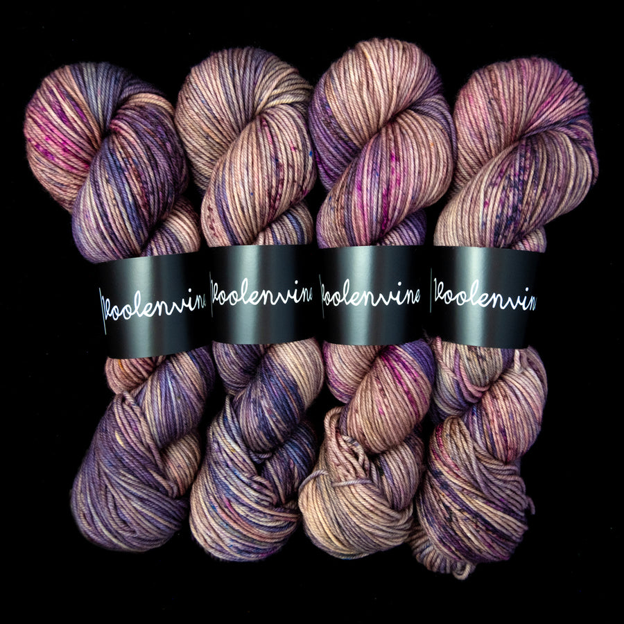 Stoker Shawl Kit | Voolenvine No. 5