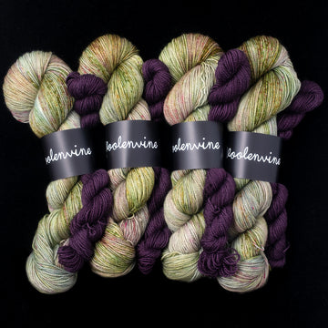 Water Lilies/Black Orchid, Sock Kit, FOOTSIE