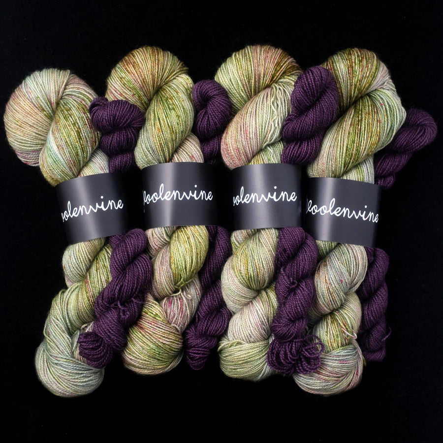 Water Lilies/Black Orchid, Sock Kit, FOOTSIE