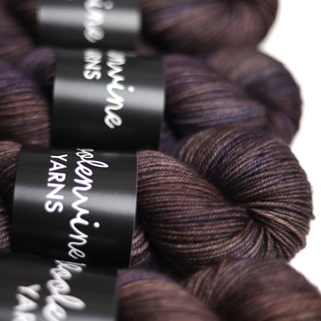 STOKER (STOKER SHAWL KIT), SMITTEN DK