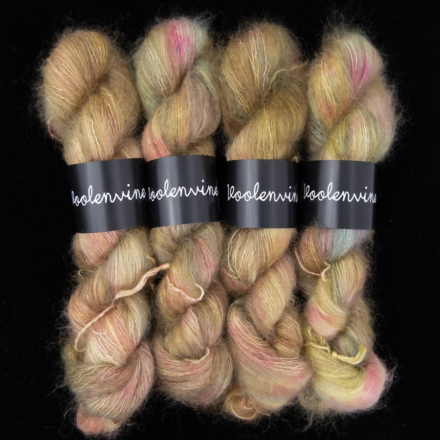 Figbash, GHOSTLACE – Voolenvine Yarns