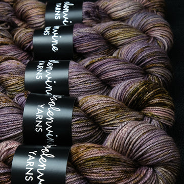 Harrowing Tales, (STRANGE BREW) CAULDRON WORSTED