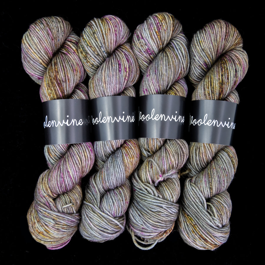 Hinterland, SMITTEN DK