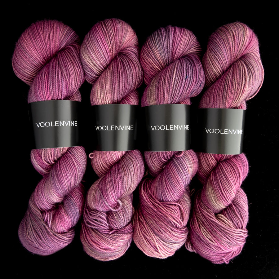 Poisoned Berries (Strange Brew), FOOTSIE