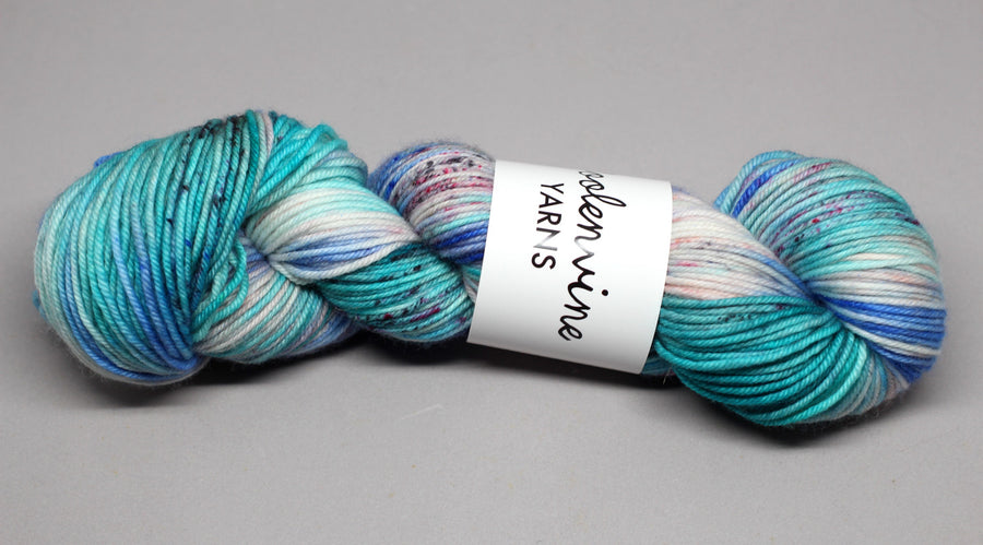 Spring Breaker, SMITTEN DK