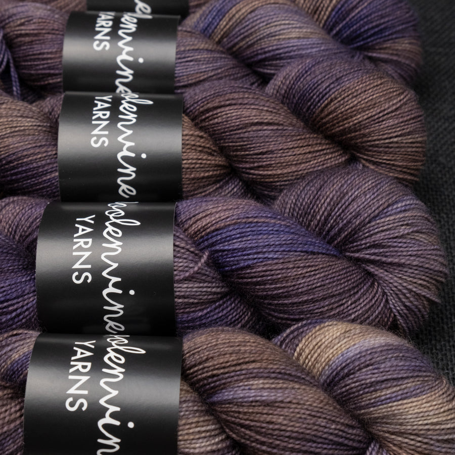 Mourning Glory, Tricolore Yarn Kit, FOOTSIE